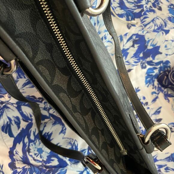 Coach Peyton Black Signature Logo Print Tote Heritage F18917 Handbag - Picture 11 of 13